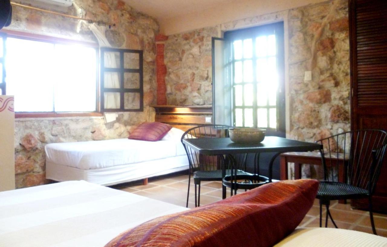 Hacienda Hotel Santo Domingo Izamal Oda fotoğraf